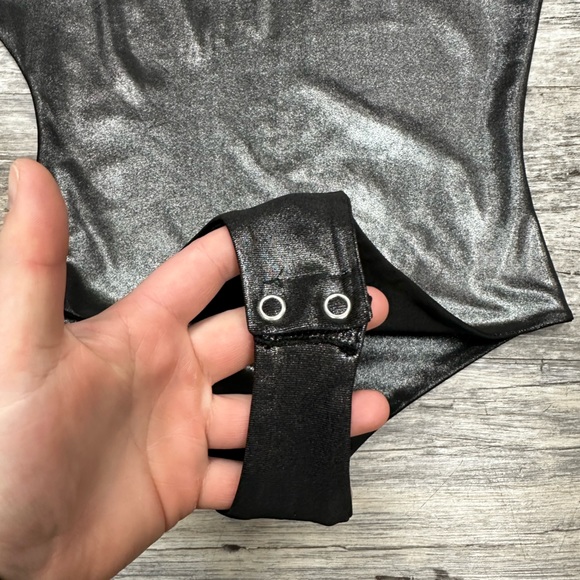 Cou Coo bodysuit - Picture 3 of 7